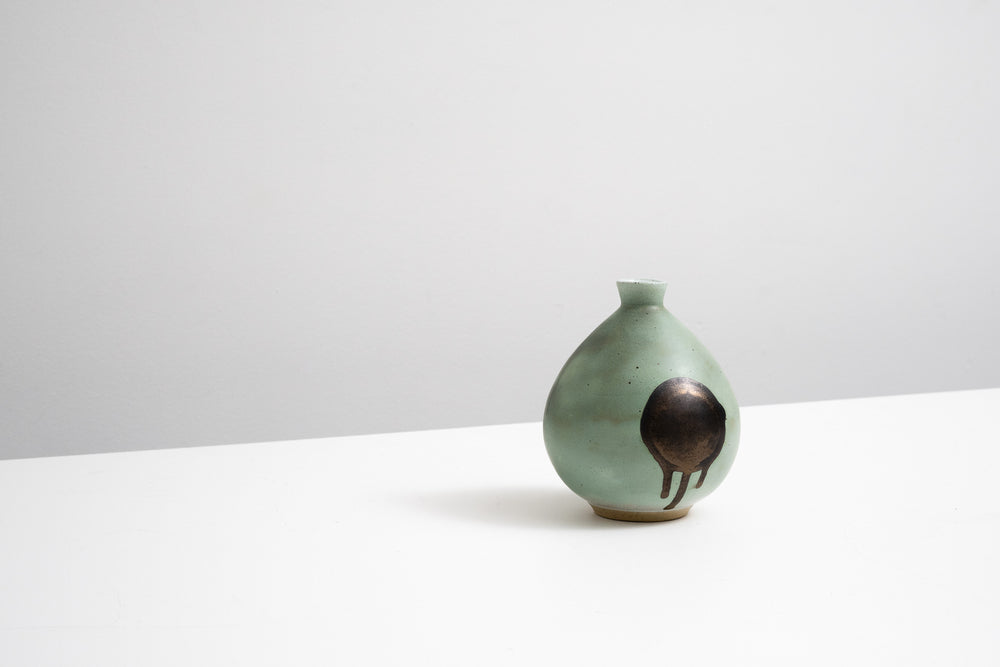 Sake Pourer