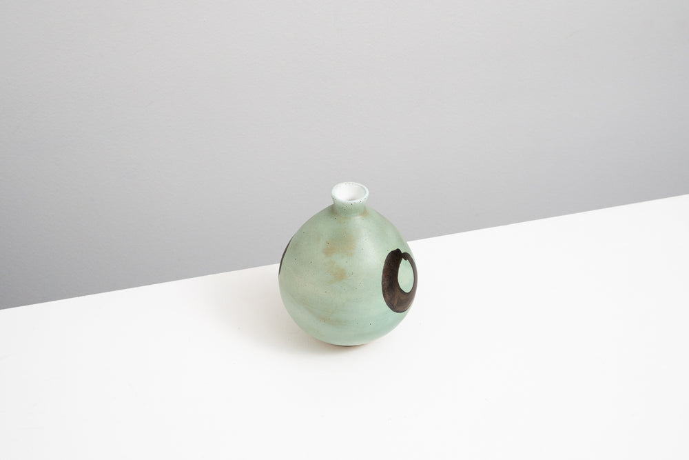 Sake Pourer