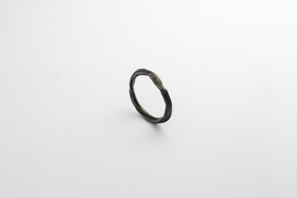 Organic slim ring