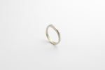 Geometric slim ring
