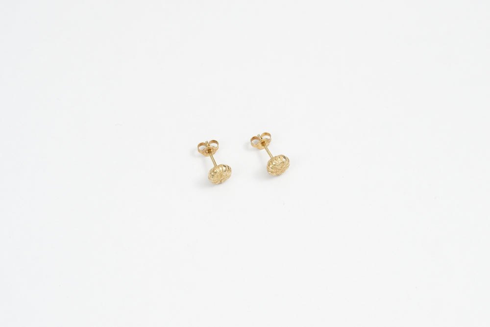Daisy Bud Stud Earrings