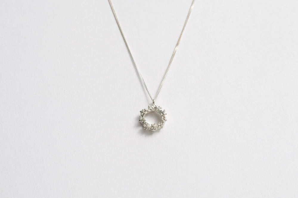 Spur Wreath Necklace