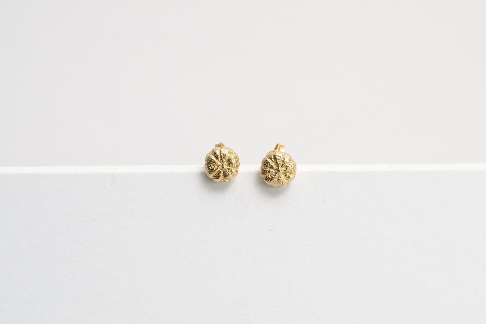 Daisy Bud Stud Earrings